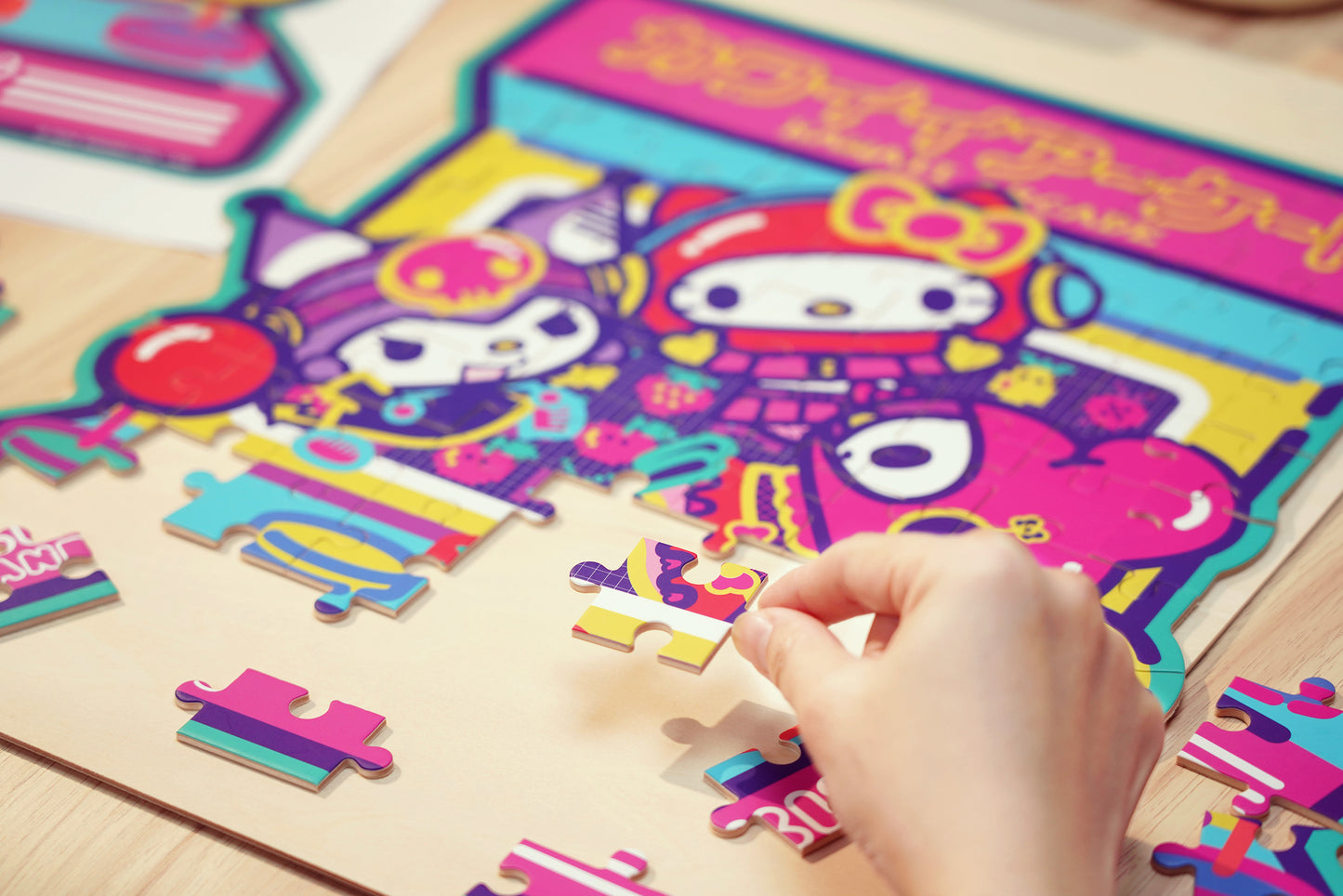 Wooden Jigsaw Puzzle | Hello Kitty® and Friends Kawaii Arcade