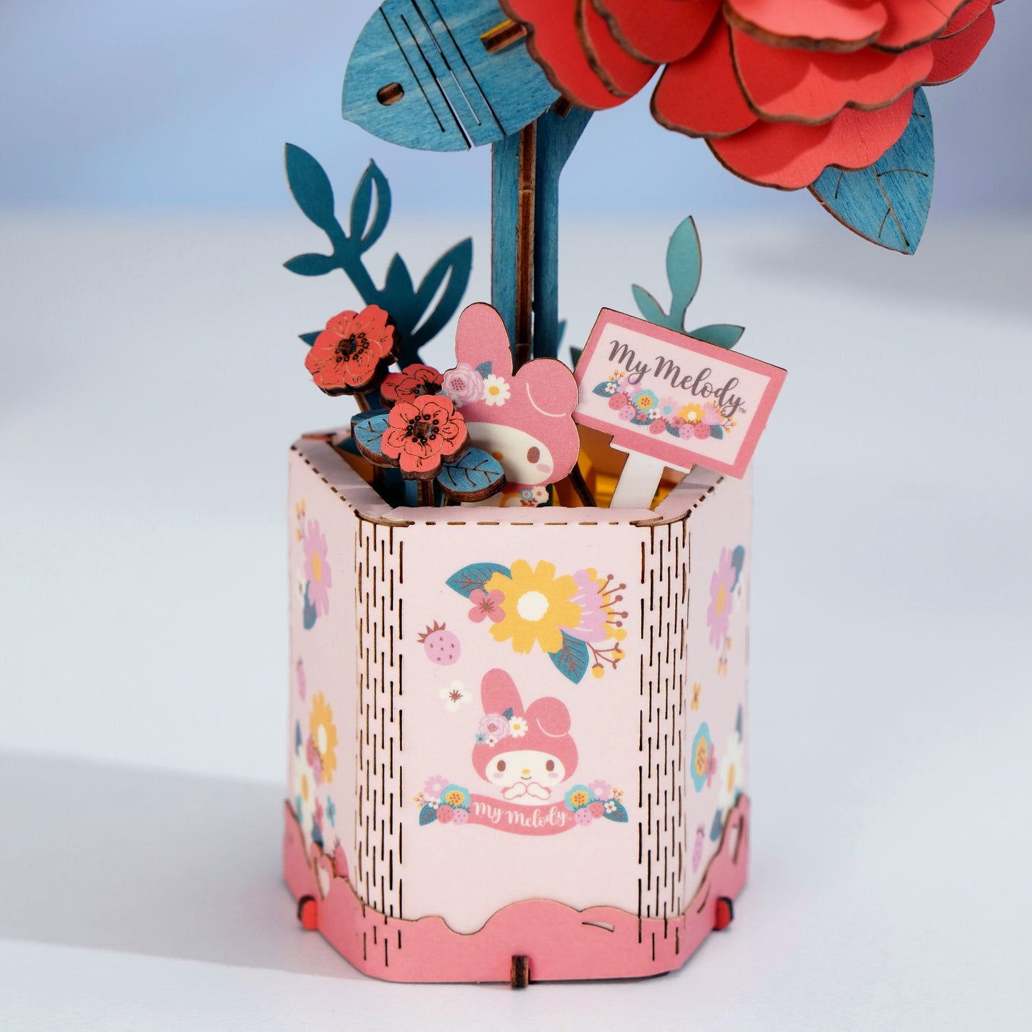 3D Wooden Puzzle | Hello Kitty® and Friends My Melody Red Camellia