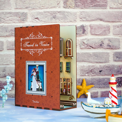 DIY Miniature Kit Book Nook | Travel in Venice