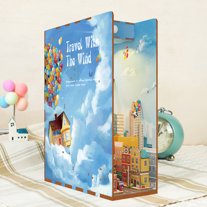 DIY Miniature Kit Book Nook | Travel with the Wind