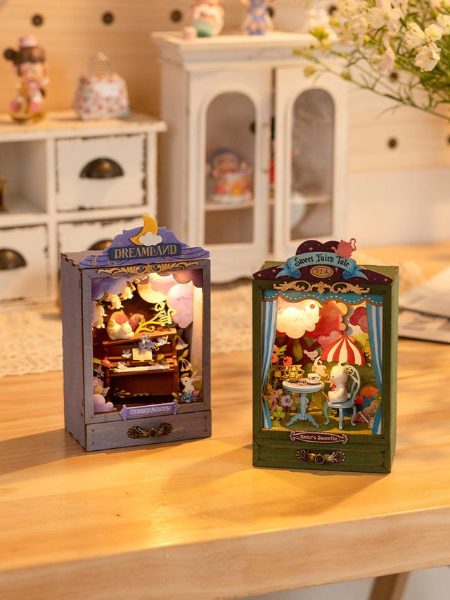 DIY Miniature House (Theater Box) Kit: Starry Melody